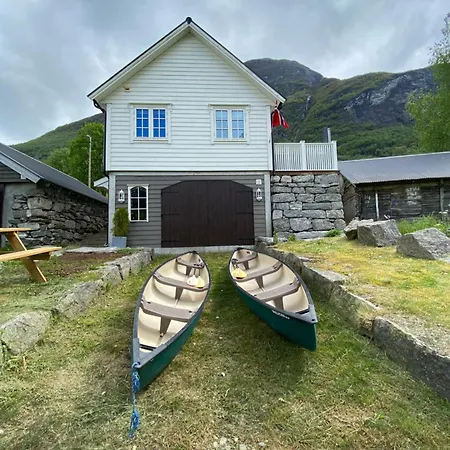 Feriehus Sea Front *